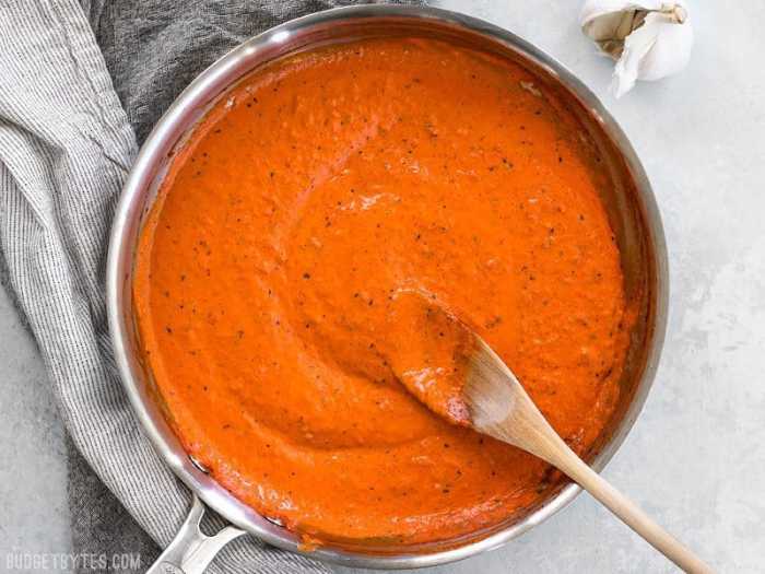 Red pepper sauce with cream cheese recipe