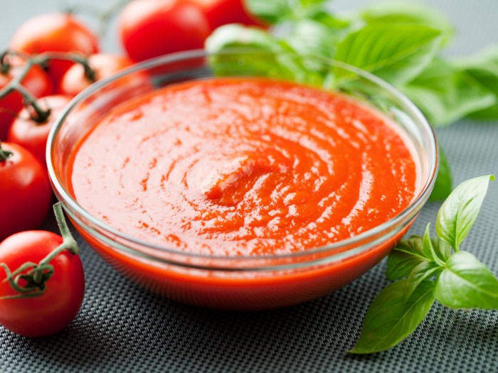 Recipe tomato sauce from fresh tomatoes