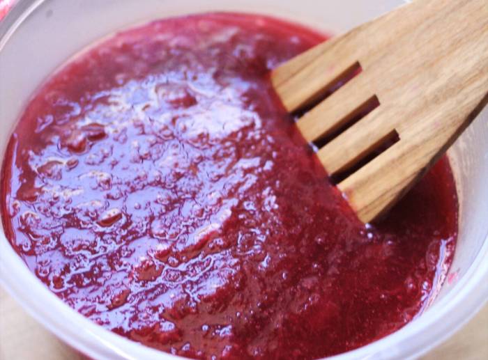 Rhubarb sauce recipe